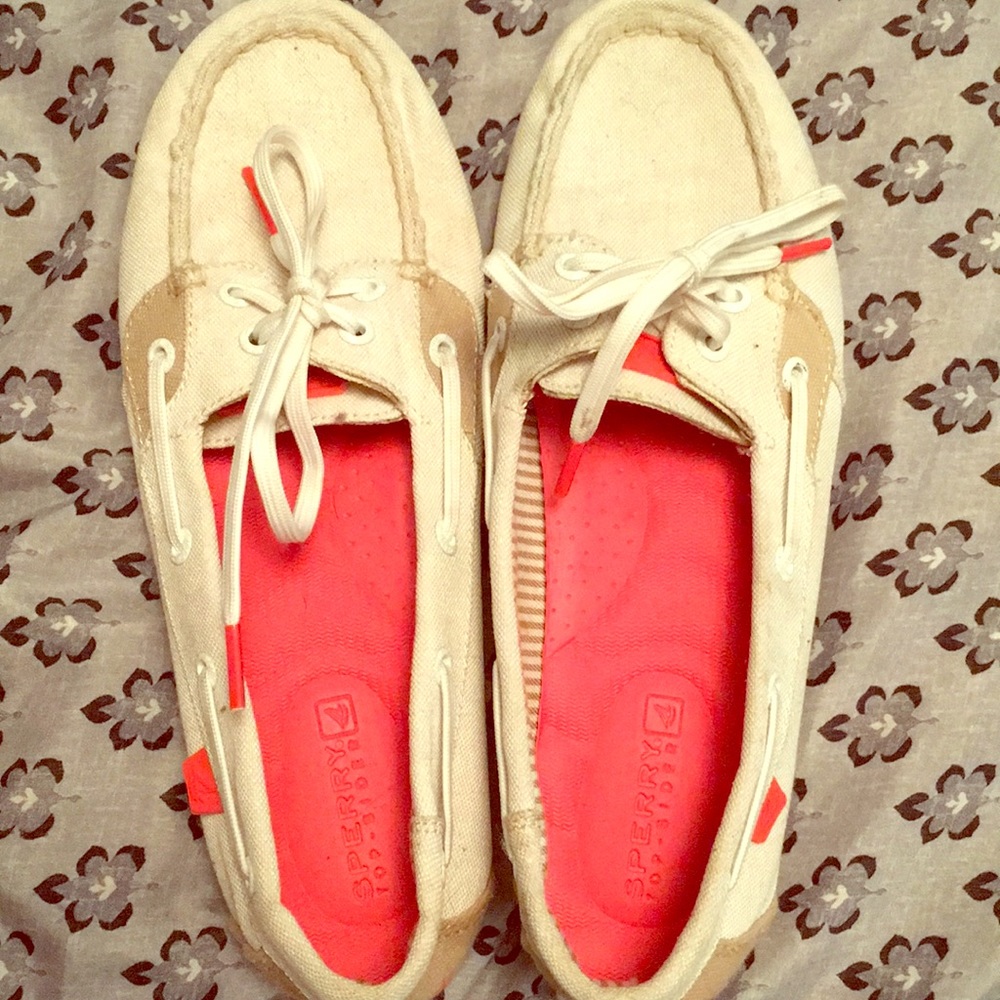 Sperry shoes in excellent condition!!!!!!
